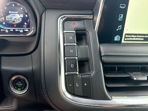 Certified 2024 Chevrolet Suburban LT image 17