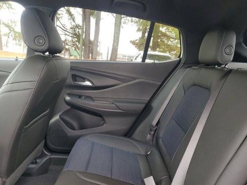 New 2026 Buick Envista Preferred image 9