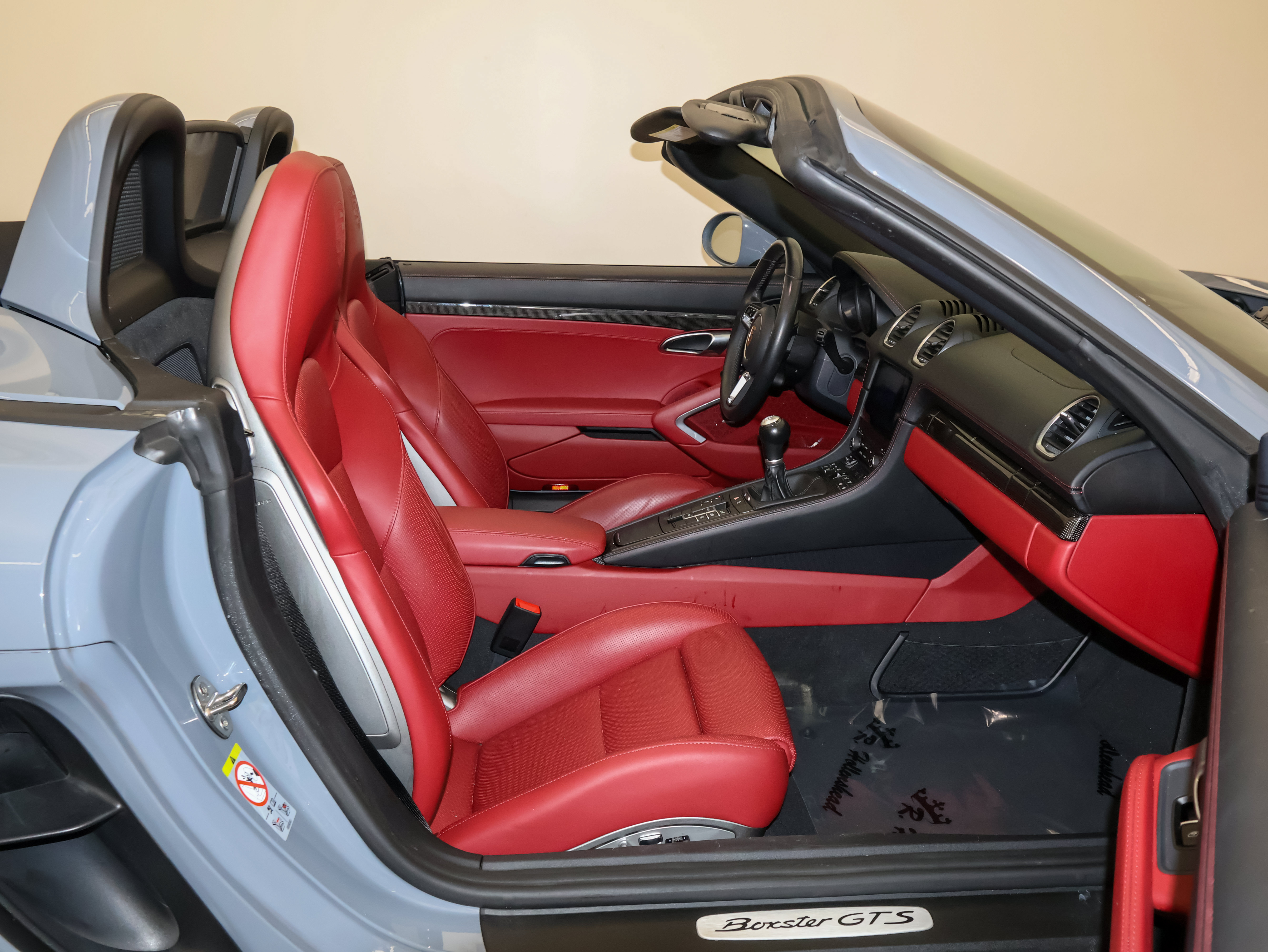 Used 2024 Porsche 718 Boxster GTS RWD image 44