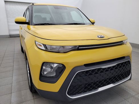 Used 2020 Kia Soul LX FWD image 13