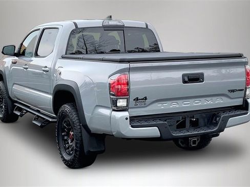 Used 2017 Toyota Tacoma TRD Pro image 9