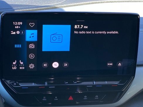 Used 2023 Volkswagen ID.4 Pro S image 10