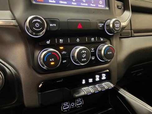 Used 2020 RAM 1500 Laramie w/ Sport Appearance Package image 27