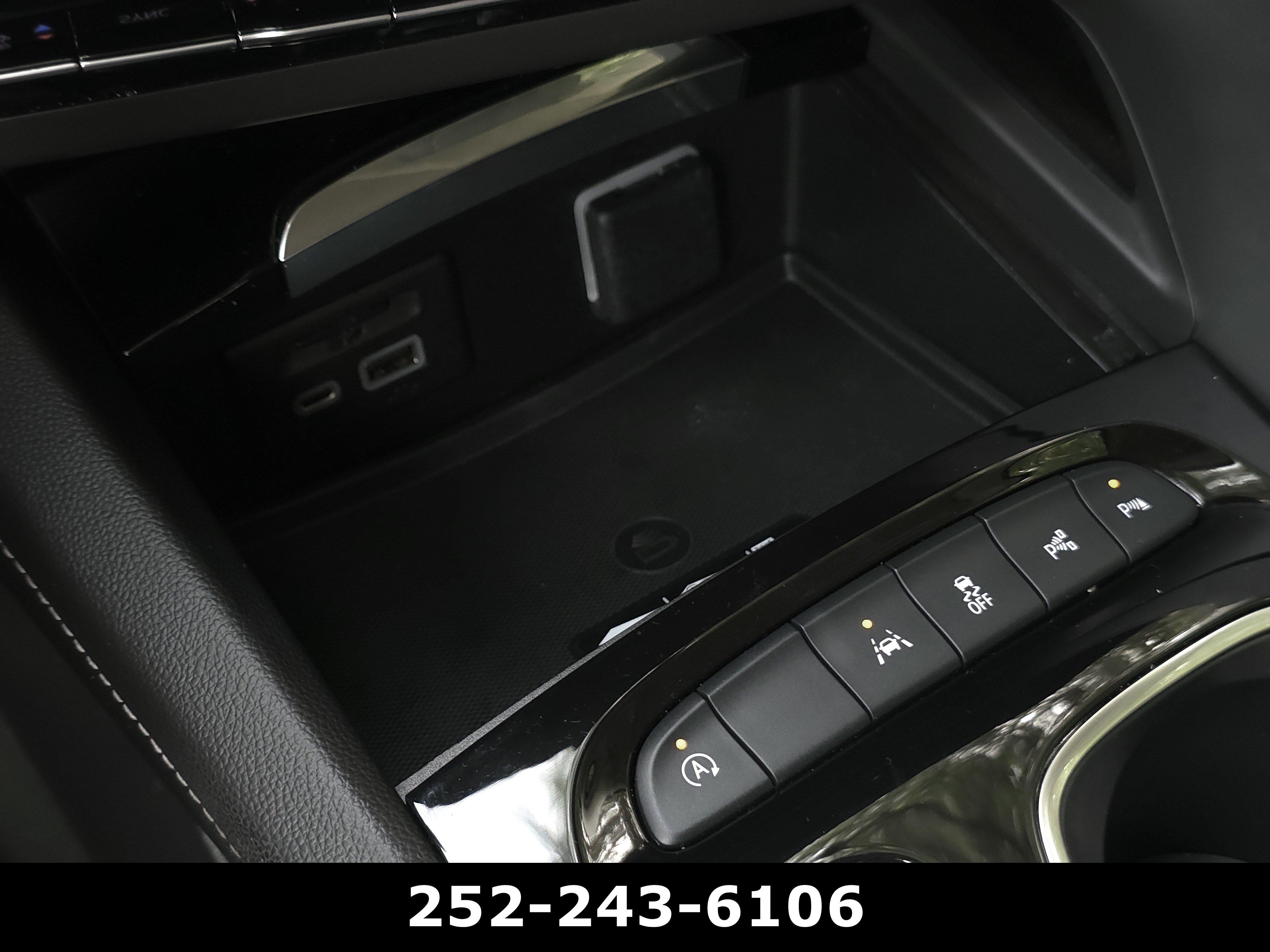 Used 2023 Buick Envision Avenir FWD image 17