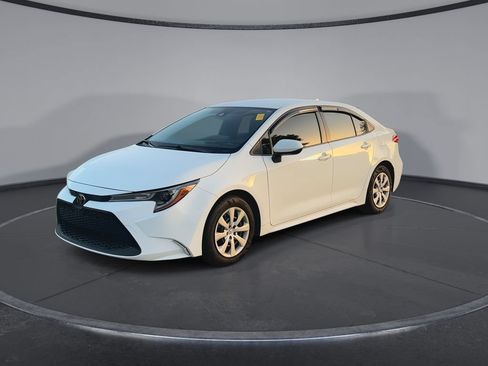 Used 2022 Toyota Corolla LE FWD image 4