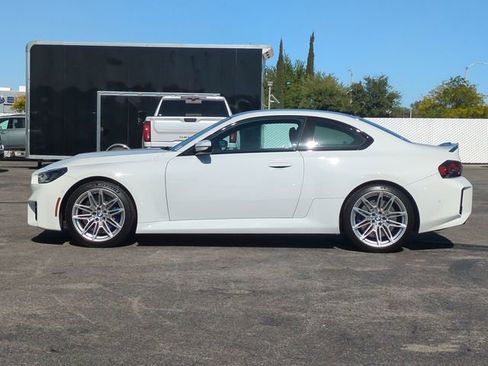 Used 2025 BMW M2 w/ Lighting Package RWD image 5
