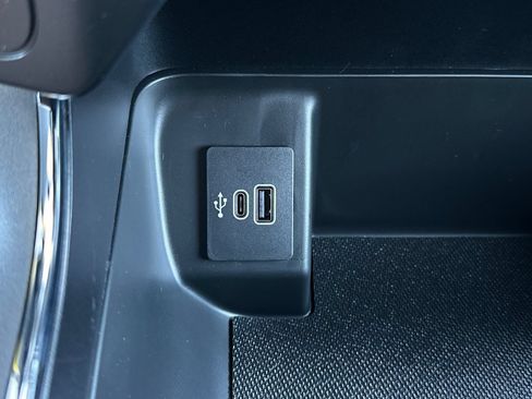 New 2026 Ford F150 XLT w/ XLT Black Appearance Package AWD/4WD image 26