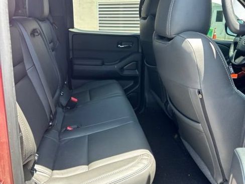 Used 2025 Nissan Frontier Pro-X w/ Pro Convenience Package RWD image 15