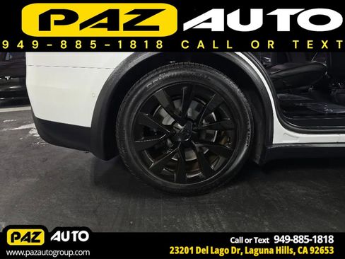 Used 2022 Tesla Model X image 21