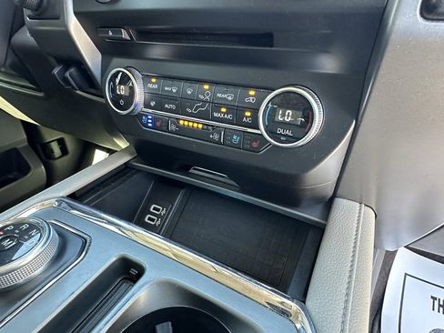 Used 2018 Ford Expedition Max XLT w/ Equipment Group 202A image 12