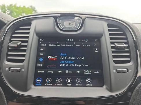 Used 2020 Chrysler 300 S w/ 300S Premium Group 2 RWD image 26