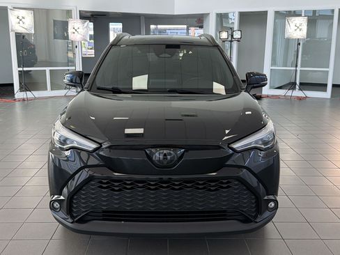 Used 2024 Toyota Corolla Cross AWD Hybrid w/ Convenience Package image 6