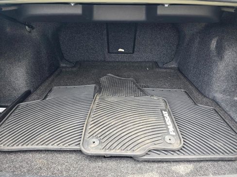 Used 2014 Volkswagen Passat 1.8T SEL Premium FWD image 8