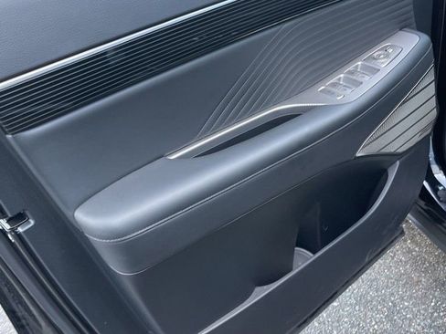 Used 2024 Hyundai Palisade Calligraphy image 7