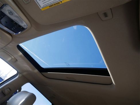 Used 2017 Jeep Grand Cherokee Limited w/ Trailer Tow Group IV image 57