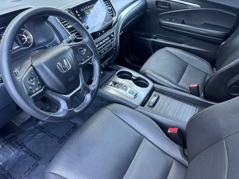 Used 2023 Honda Passport EX-L image 10
