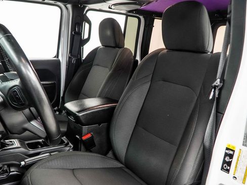 Used 2021 Jeep Wrangler Unlimited Sport image 40