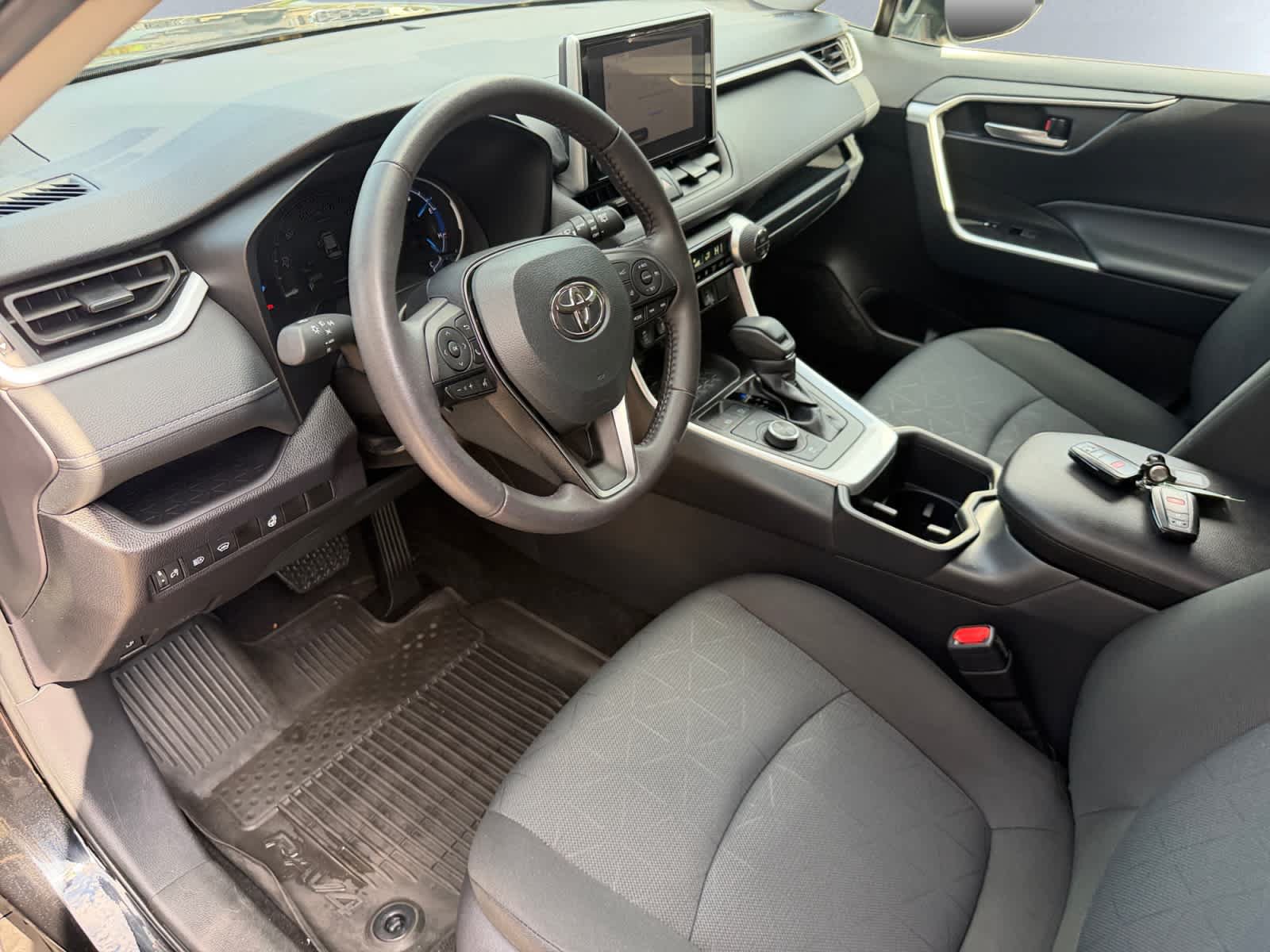 Certified 2025 Toyota RAV4 XLE w/ Weather Package AWD/4WD image 13
