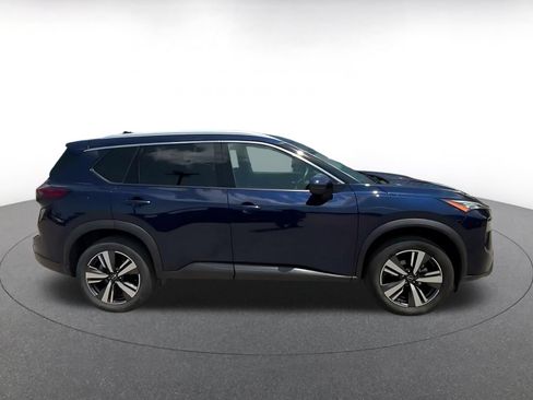 Used 2026 Nissan Rogue SL FWD image 13