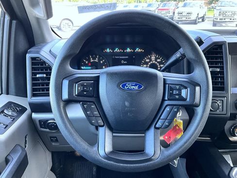 Used 2018 Ford F150 XL w/ Equipment Group 101A Mid AWD/4WD image 12