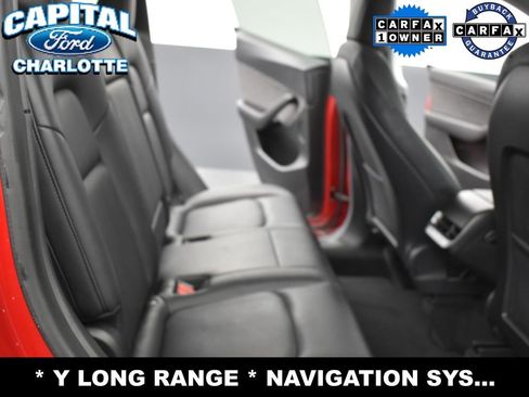 Used 2021 Tesla Model Y Long Range image 10