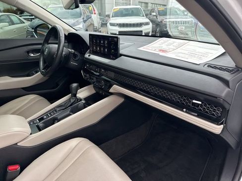 Used 2023 Honda Accord EX-L image 26