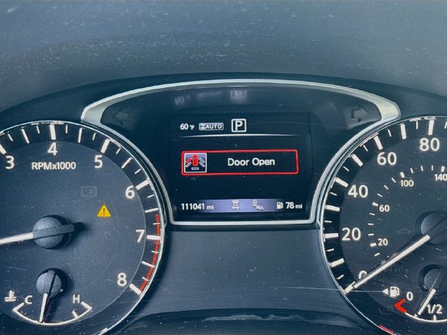 Used 2019 Nissan Pathfinder SL AWD/4WD image 14
