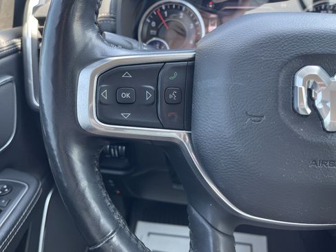 Used 2020 RAM 1500 Laramie AWD/4WD image 19