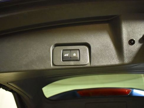 Used 2023 Nissan Rogue Platinum AWD/4WD image 31