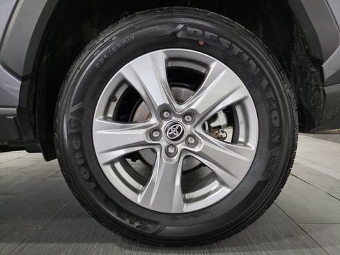 Used 2025 Toyota RAV4 XLE image 23