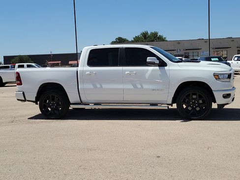 Used 2023 RAM 1500 Laramie AWD/4WD image 5