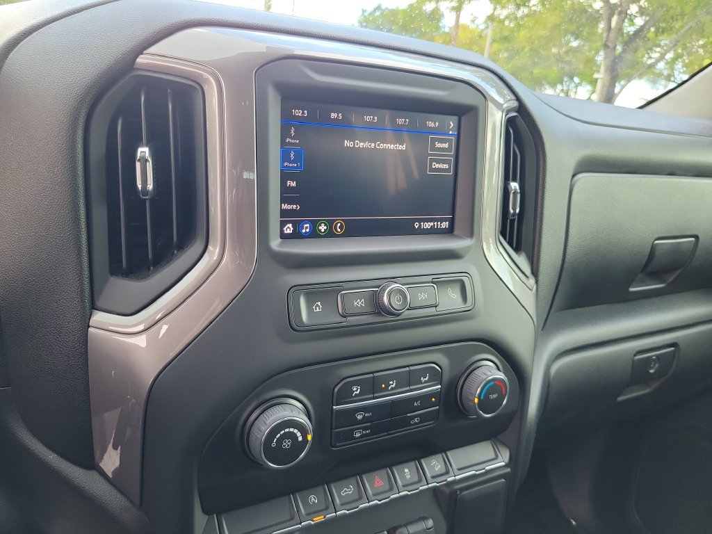Used 2022 Chevrolet Silverado 1500 Custom Trail Boss AWD/4WD image 31