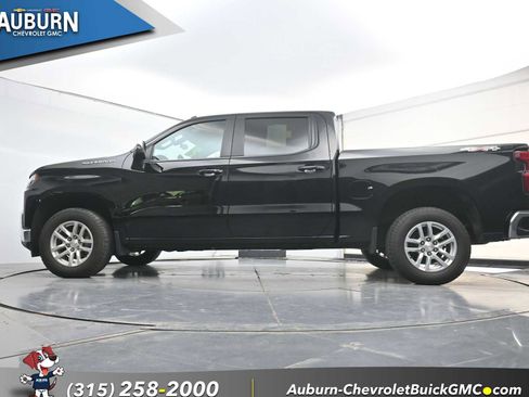 Used 2021 Chevrolet Silverado 1500 LT w/ Bed Protection Package AWD/4WD image 22