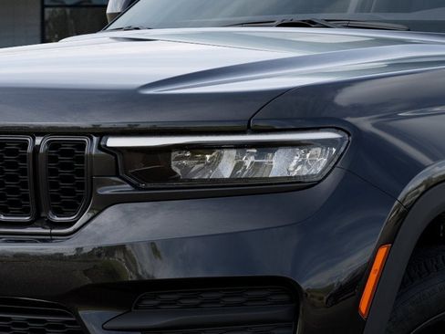 New 2025 Jeep Grand Cherokee Altitude w/ Trailer Tow Package image 36