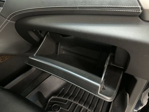 Used 2018 Chevrolet Tahoe LT w/ Max Trailering Package AWD/4WD image 21