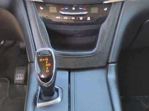 Used 2017 Cadillac XT5 Luxury w/ Driver Awareness Package image 21