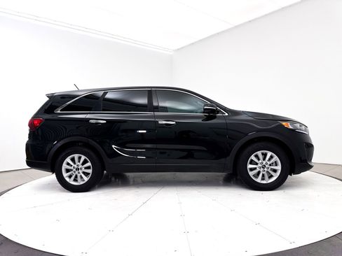 Used 2020 Kia Sorento LX FWD image 38