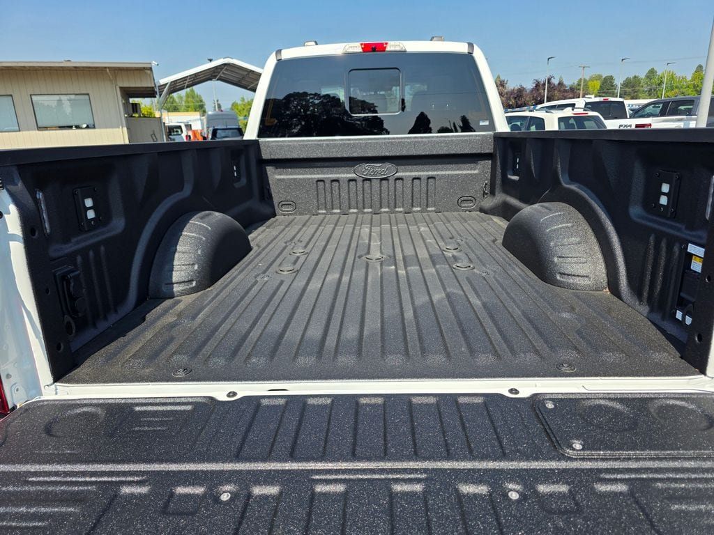 New 2026 Ford F350 Platinum w/ Platinum Plus Package AWD/4WD image 29
