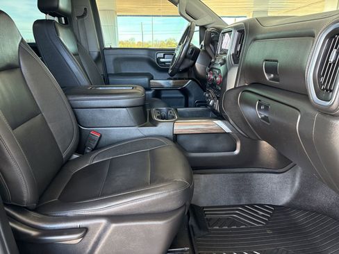 Used 2021 Chevrolet Silverado 1500 LT Trail Boss w/ Convenience Package II image 14