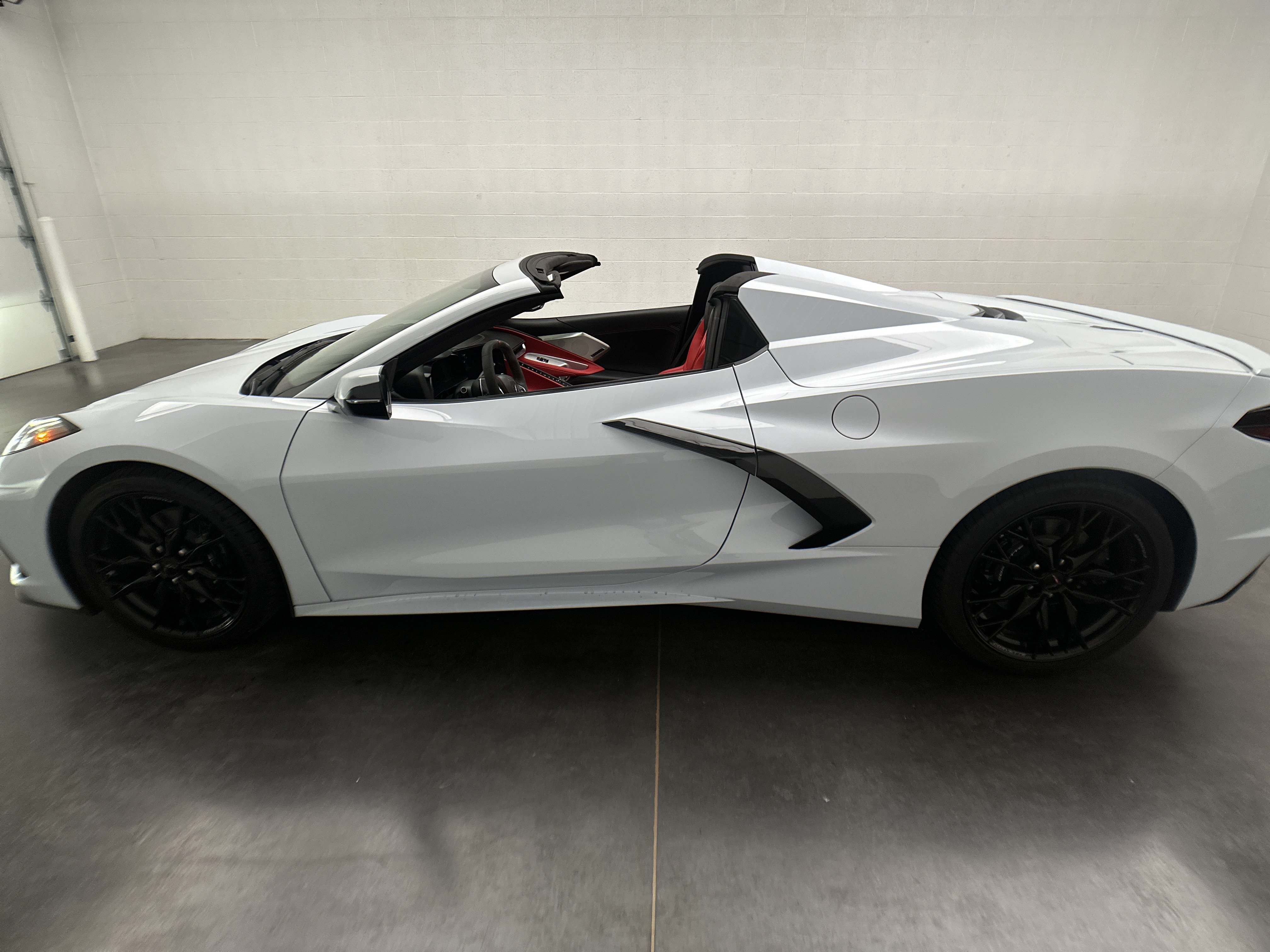 Used 2024 Chevrolet Corvette Stingray Premium Conv w/ 3LT RWD image 45