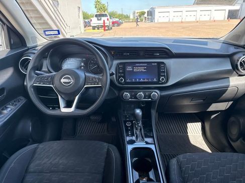 Certified 2023 Nissan Kicks SV FWD image 10
