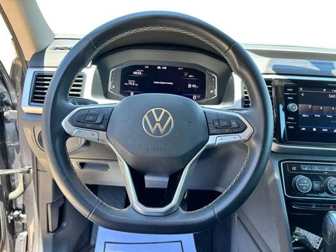 Used 2023 Volkswagen Atlas SE FWD image 12