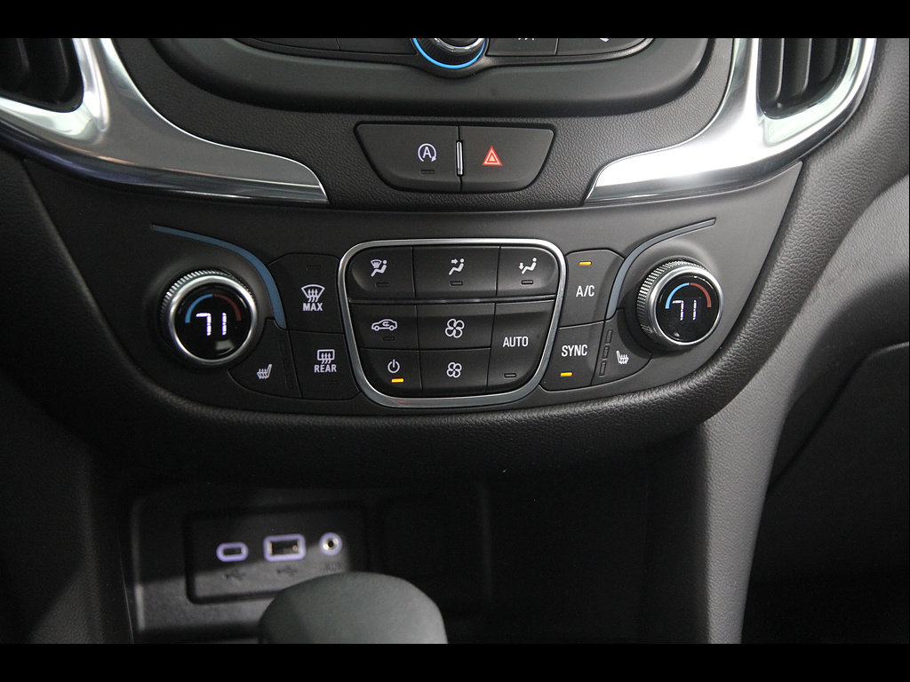 Used 2024 Chevrolet Equinox LT AWD/4WD image 14