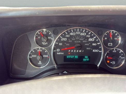 Used 2015 Chevrolet Express 3500 LT w/ LT Preferred Equipment Group RWD image 16