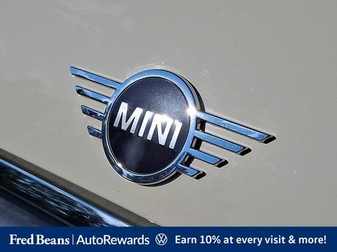 Used 2021 MINI Cooper 4-Door Hardtop w/ Storage Package FWD image 36