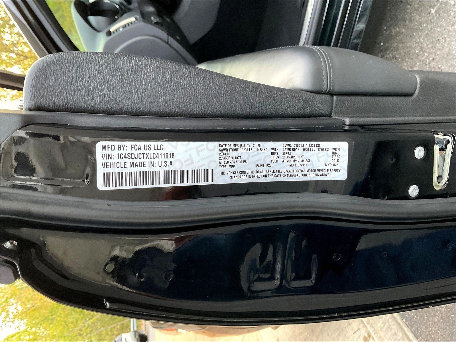 Used 2020 Dodge Durango R/T w/ Blacktop Package AWD/4WD image 18
