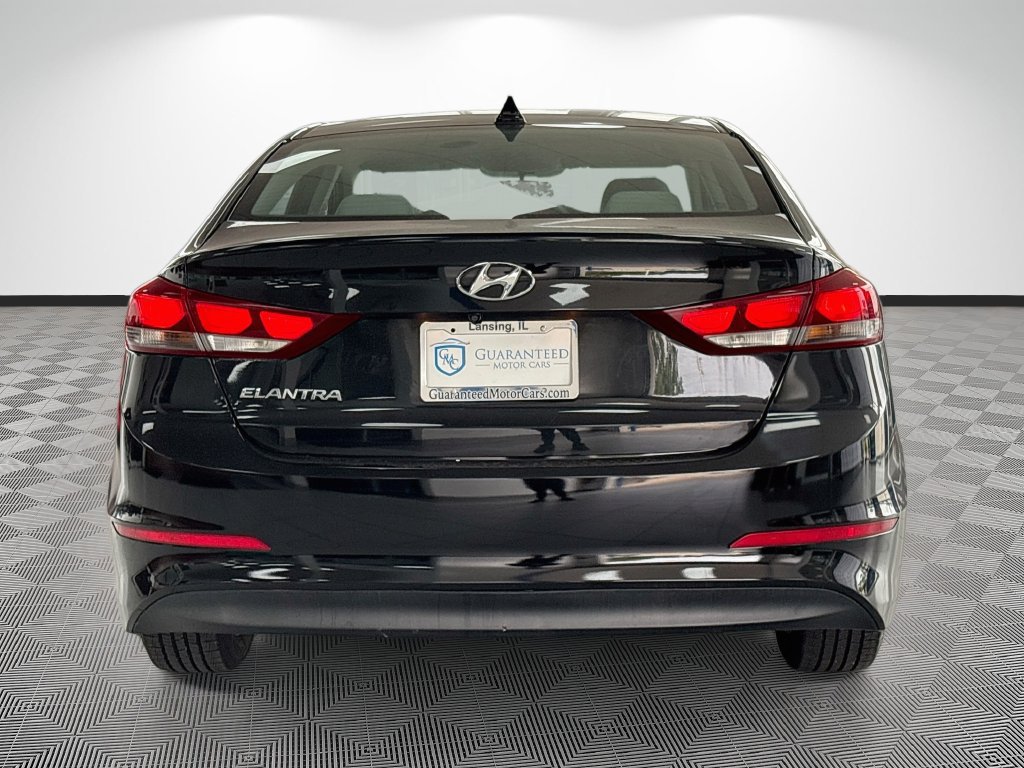 Used 2017 Hyundai Elantra SE FWD image 9