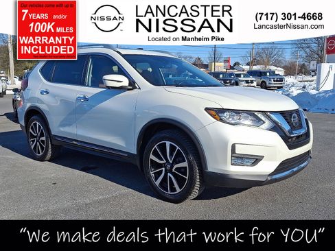 Used 2019 Nissan Rogue SL w/ Premium Package image 1