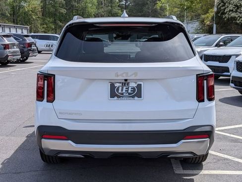 New 2026 Kia Sorento EX FWD image 4