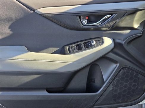 Used 2023 Subaru Outback Premium image 17